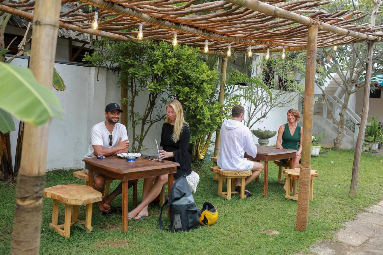 The Soul Inn Kabalana Ахангама Екстериор снимка